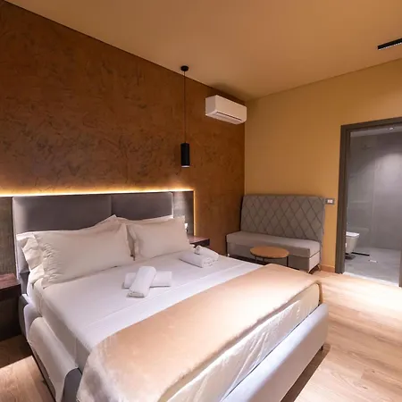 Piramida Hotel 4*
