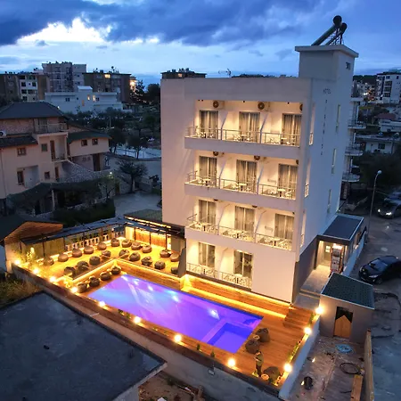 Piramida Hotel 4*