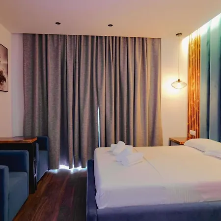 Piramida 4* Ksamil