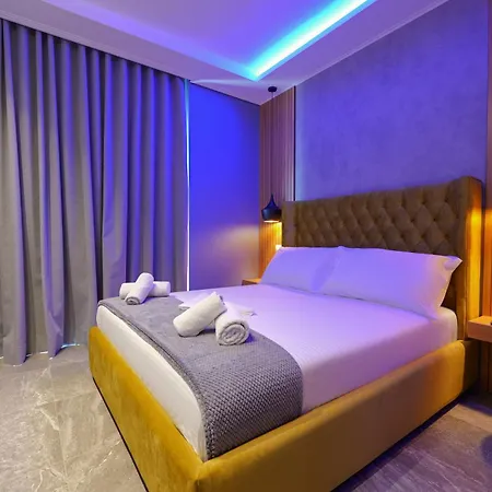 Piramida Hotel Ksamil