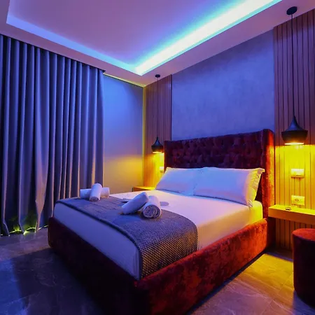 Piramida Hotel 4*