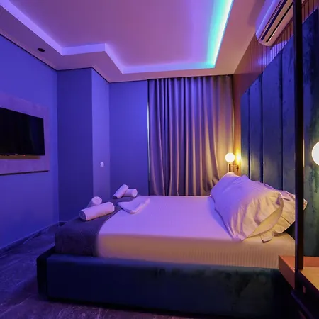 Piramida Hotel Ksamil