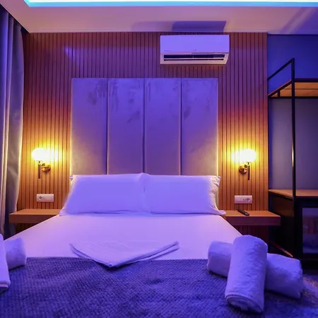 Piramida Hotel 4*