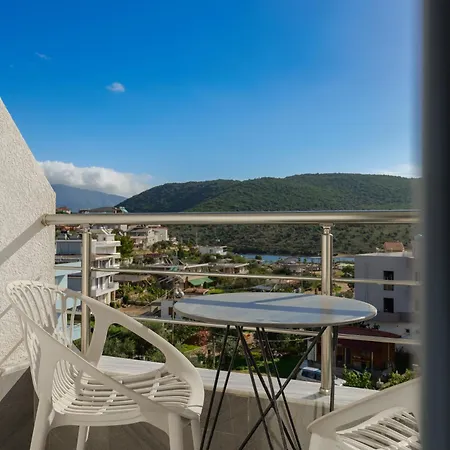 Hotel Piramida