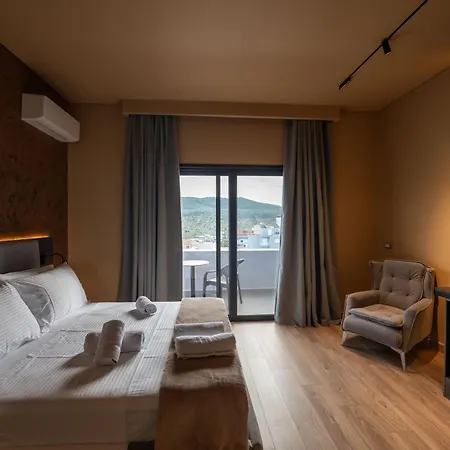 Piramida Hotel Ksamil