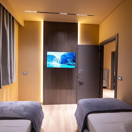 Hotel Piramida Ksamil