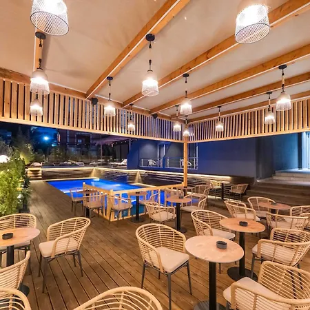 Piramida 4* Ksamil