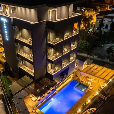 Piramida Hotel 4*